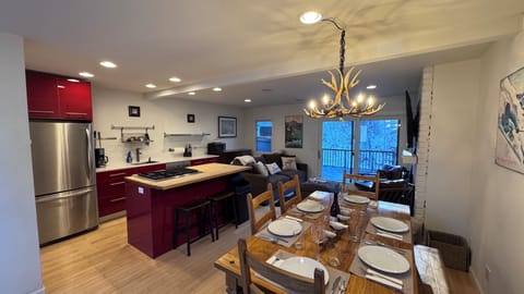 Dining for Six with views of the creek.