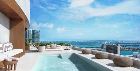 2 outdoor pools