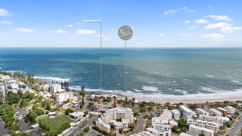 Bird`s eye view of Shanana Kings Beach Escape