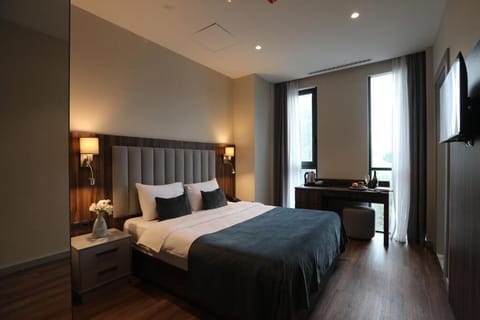 Comfort Double or Twin Room, Non Smoking, City View | In-room safe, blackout drapes, soundproofing