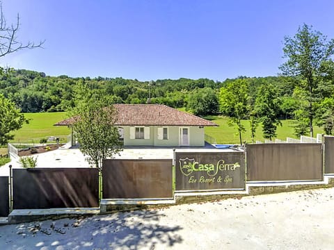 House, Home, Land Lot, Rural Area, Cottage, Estate, Lawn, Garden, Farmhouse, Yard