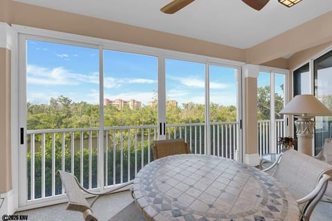 Hello Sunshine! Welcome to Ostego Bay 201-2 ...your next island vacation headquarters
