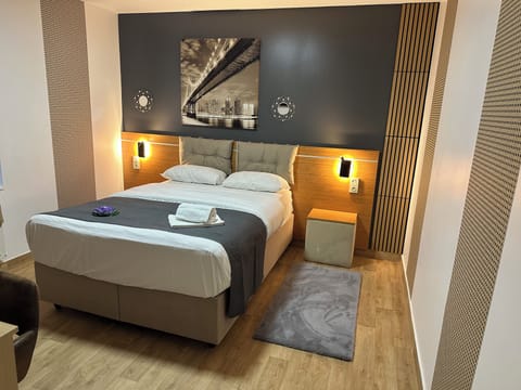 Classic Double Room, City View