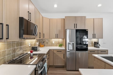 Indoors, Kitchen, Appliance, Refrigerator, Microwave