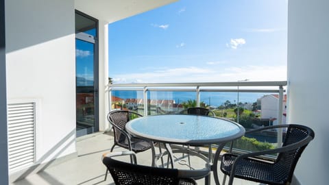 Morning coffee tastes better on this balcony at Amethyst by LovelyStay, with sweeping ocean views and fresh island air — pure Madeira bliss. #SeaView #MadeiraIsland #LovelyStay