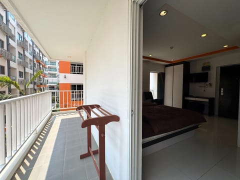 Apartment, 1 Bedroom, Smoking, Balcony | Balcony