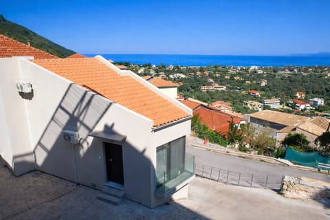 Endless terrace view, enjoy the Greek sun!