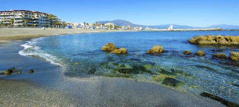 House, 4 Bedrooms, Balcony, Garden View | Beach