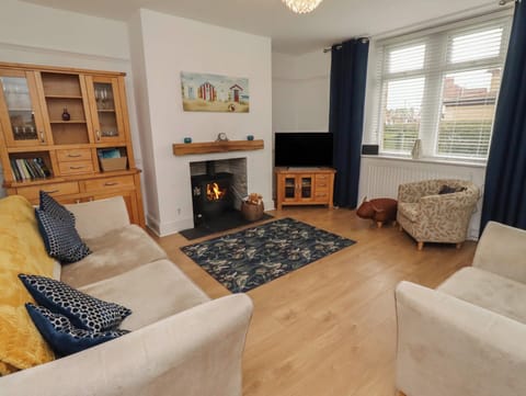 Cottage | Living area