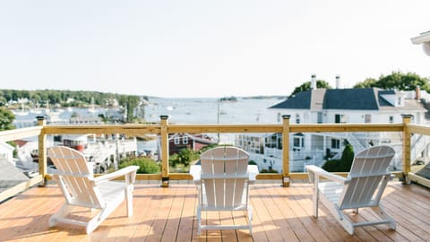 Sky Deck with Panoramic Boothbay Harbor Views shared by All Guests to Enjoy 