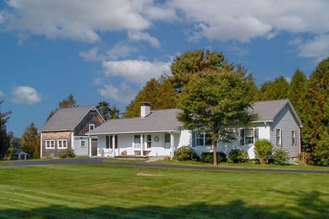 Welcome to Samoset Cottage - a beautiful Maine escape!