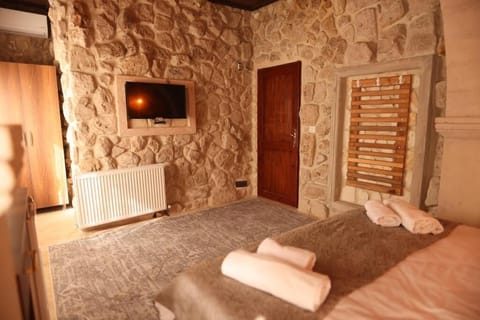 Family Room, Balcony, City View | Soundproofing, iron/ironing board, free WiFi