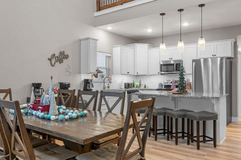 Fully Equipped Kitchen and Dining Area