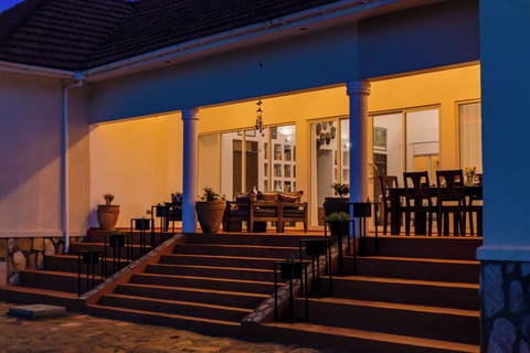 Classic Villa, Patio, Garden View | Outdoor dining