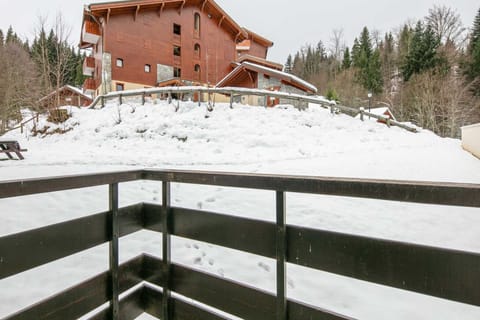 Immediate Surroundings [winter] (<1 km)