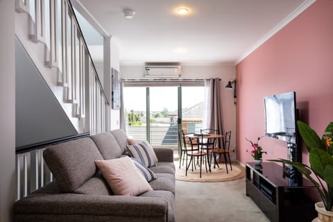 Apartment | Living area