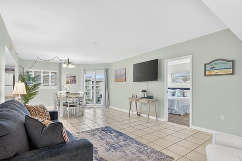 Maining Living Area