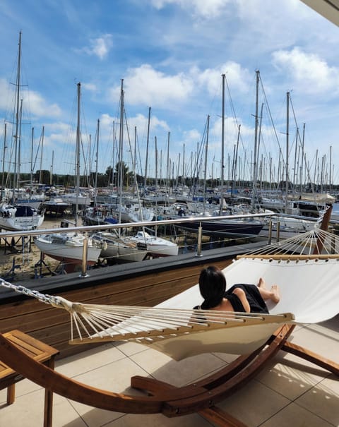 Deluxe Double Room, Marina View | Terrace/patio