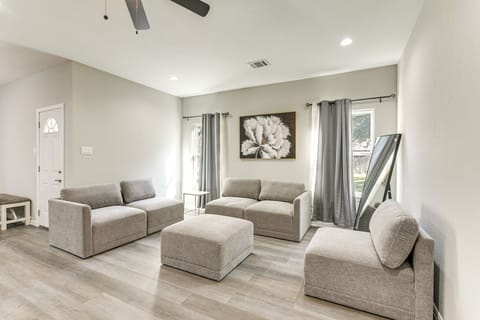 Houston Vacation Rental | 4BR | 2BA | 1,924 Sq Ft