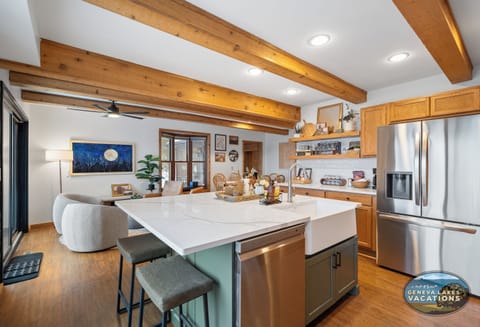 Seating at breakfast bar in Kitchen