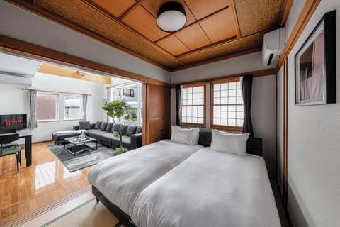 Apartment | Iron/ironing board, WiFi (free)