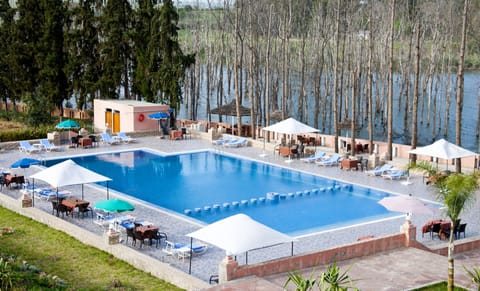 Seasonal outdoor pool