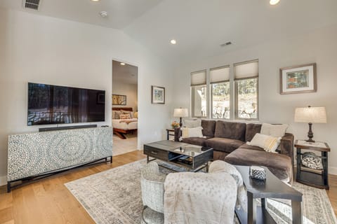 Colorado Springs Vacation Rental | 1BR | 1.5BA | 1,020 Sq Ft | Step-Free Access