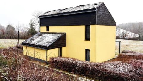 Holiday Home Exterior [winter]