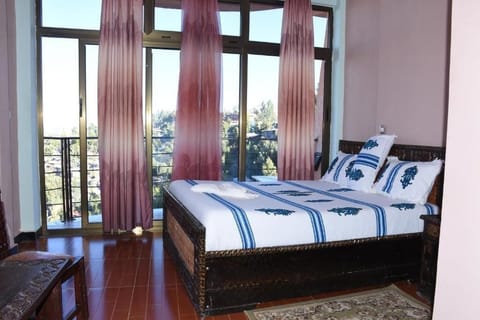 Single Room, Balcony, City View | Laptop workspace, free WiFi
