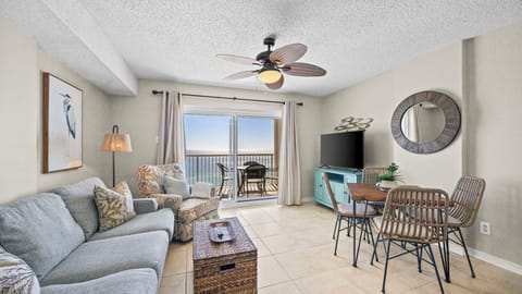 Royal Palms 1006 - Living & dining area with Gulf views.