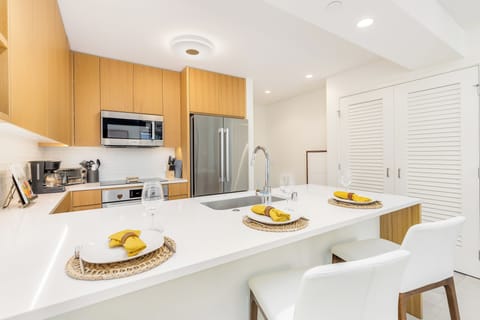 A welcoming island ready for meals and coffee