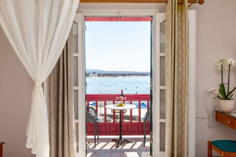 Twin Room, Balcony, Sea View | In-room safe, blackout drapes, soundproofing, free WiFi