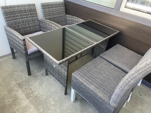 Sitz-Lounge in der Loggia