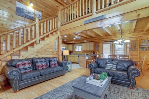 Pigeon Forge Vacation Rental | 3BR | 2BA | 2,400 Sq Ft