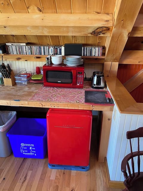 Kitchenette - Red Fridge (there is a freezer on the first floor) 