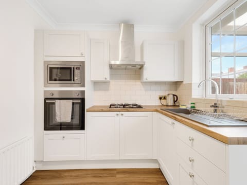 Sand Dancer Hideaway, Newcastle Upon Tyne