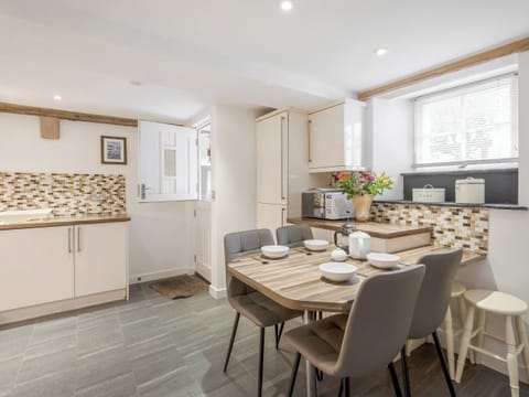 Kitchen/diner | Mary’s Cottage, Keswick