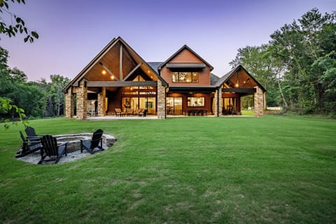 Afton Vacation Rental | 5BR | 4.5BA | 5,000 Sq Ft