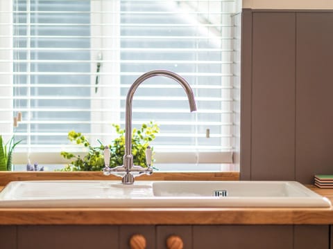 Kitchen | Y Cwtsh, Llandeilo