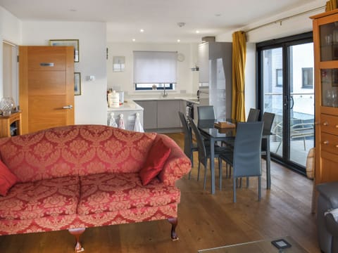 Open plan living space | Admiralty Lodge, Shotley Gate