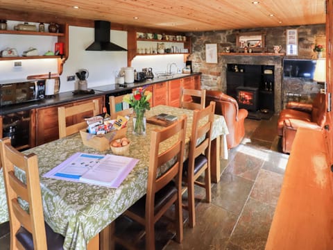 Open plan living space | Kestrel Cottage, Rogart