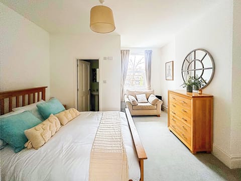 Double bedroom | Sea Haven - Seashore Apartments, Paignton