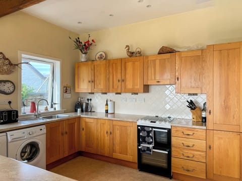 Kitchen | The Green, Lochranza
