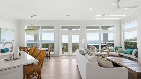 Camelot - Open Living Space with wide views of Gulf