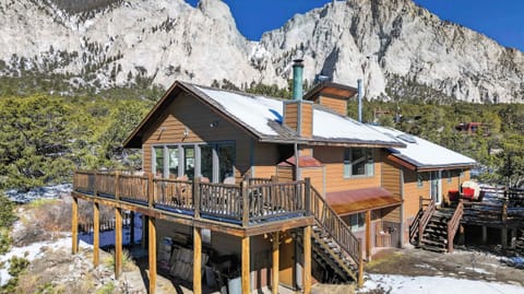 Huge Patio usable all year! 