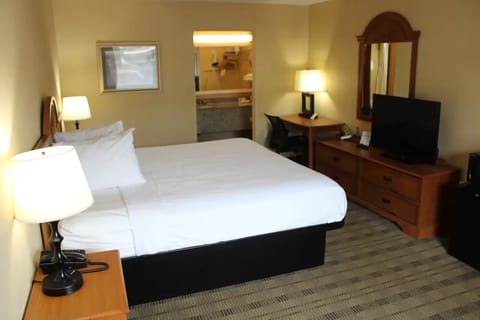 Bedroom. Interior and views may vary based on location and availability.