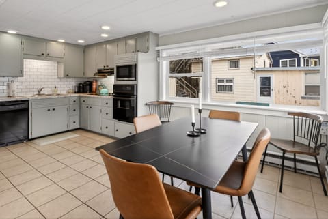 Kitchen and additional seating