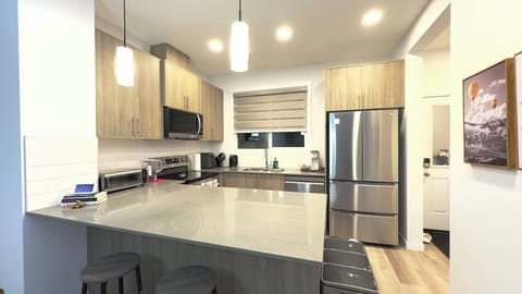 House, 3 Bedrooms, Smoking, City View | Interior