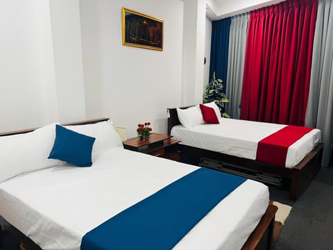 Superior Condo, Balcony, City View | Free WiFi