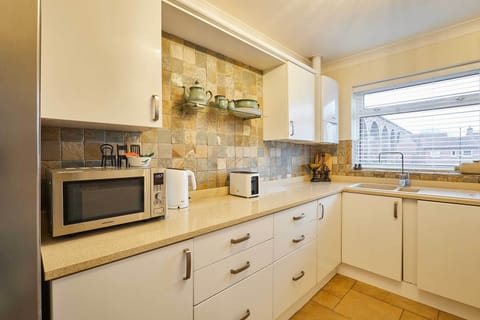 Bridge Court, Yarm - Host & Stay